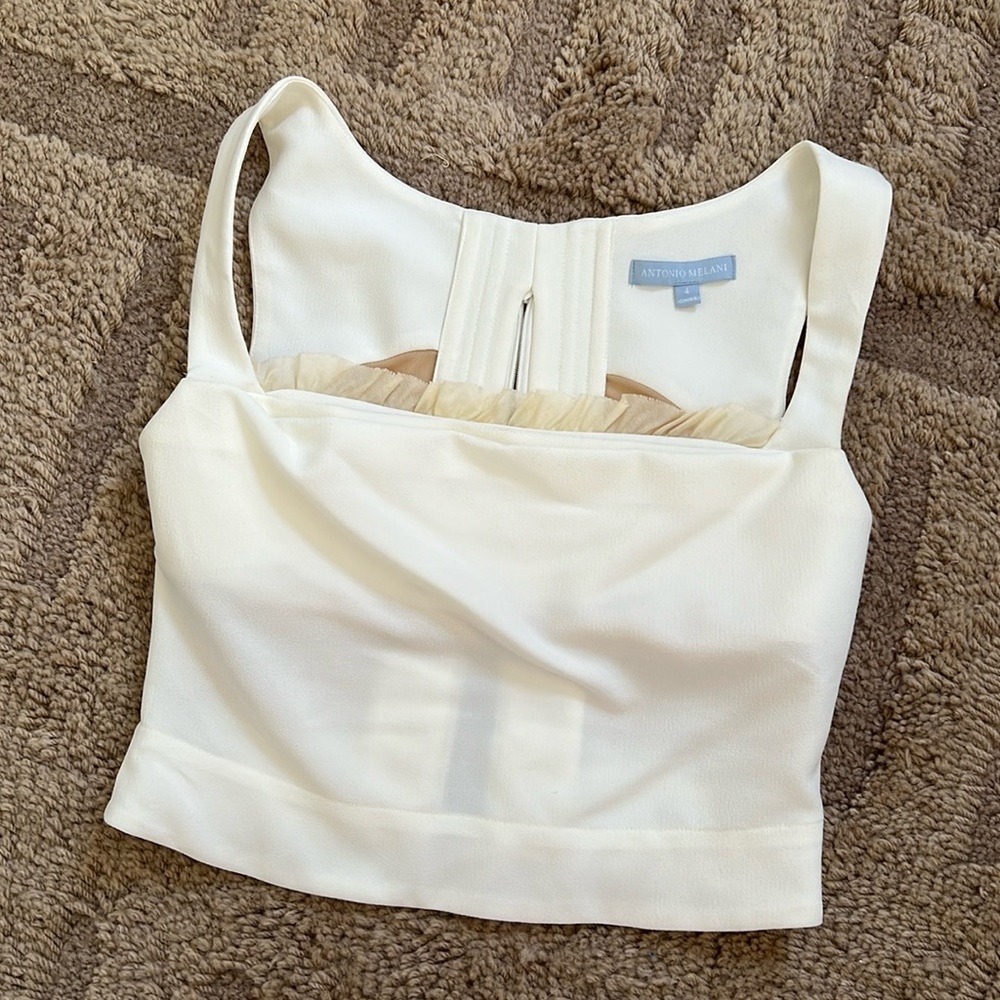 Courtney grow Antonio Melani top